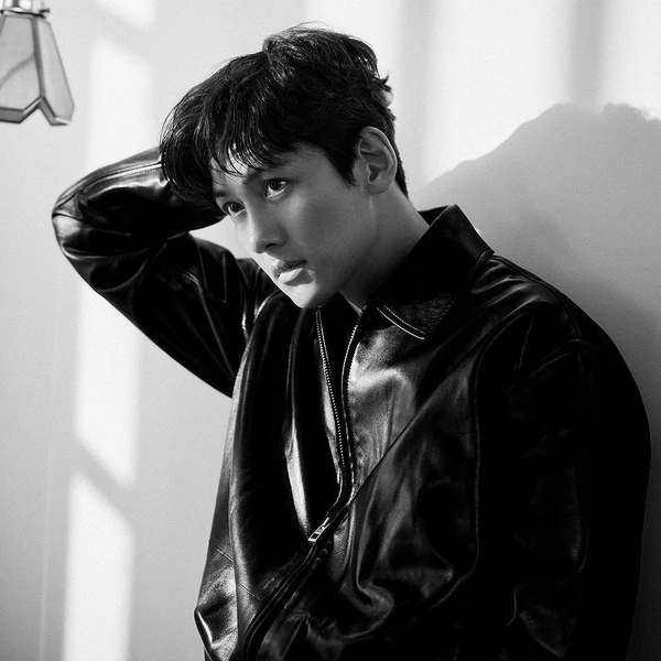 The most loved look of Ji Changwook today