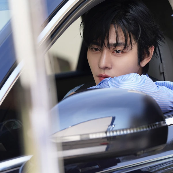 充满粉丝爱意的安孝燮人气照片