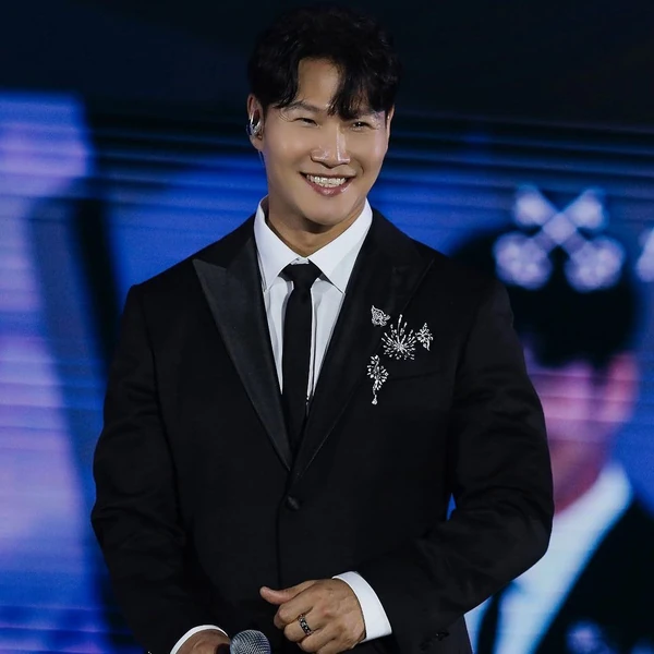 粉丝选出的金钟国最佳瞬间