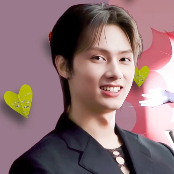 今天最受喜愛的文俊輝模樣