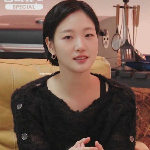 充滿粉絲愛的金高銀人氣照片