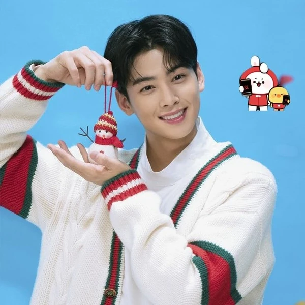 The most loved look of Cha Eunwoo today