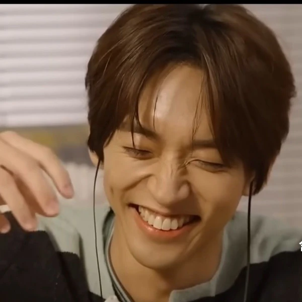 Popular photo full of fans’ love for Lee Seungyoon