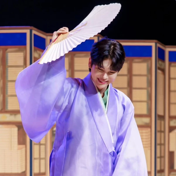 Popular photo full of fans’ love for Kim Junsu (1991)