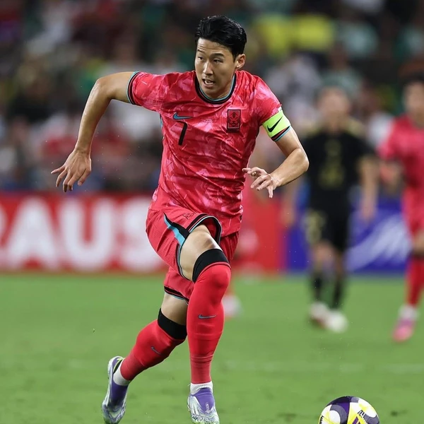 投票で選ばれたソン・フンミンの人気プロフィール画像