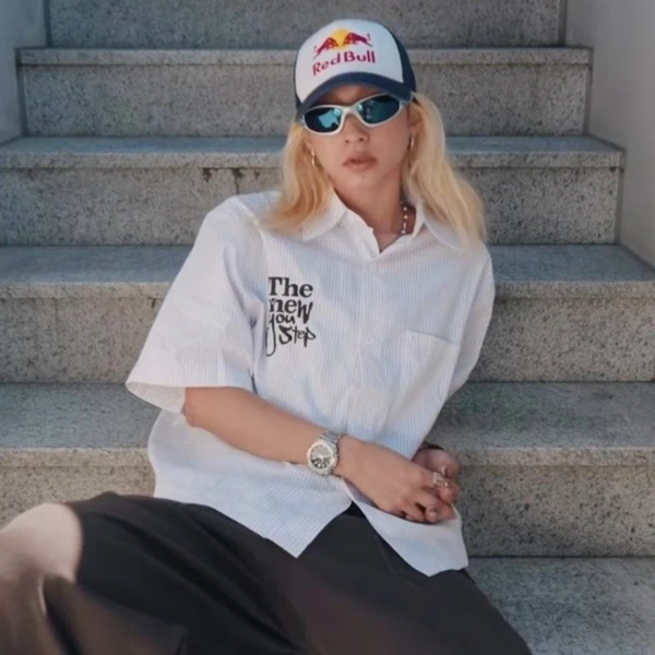 Popular photo full of fans’ love for KYOKA