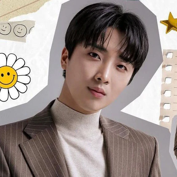 The most loved look of Hwang Yunsung today