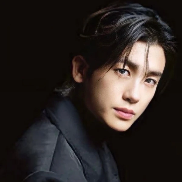 Momen terbaik Park Hyungsik pilihan penggemar