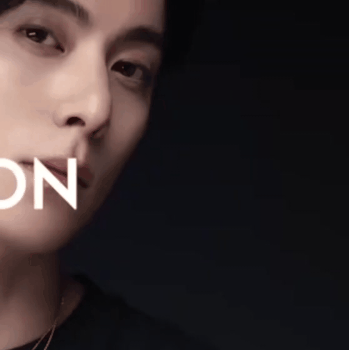 The most loved look of Dylan Wang today