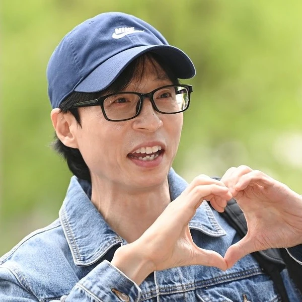 Popular photo full of fans’ love for Yoo Jaesuk