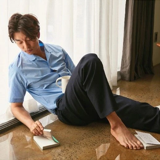 Popular photo full of fans’ love for Gong Yoo