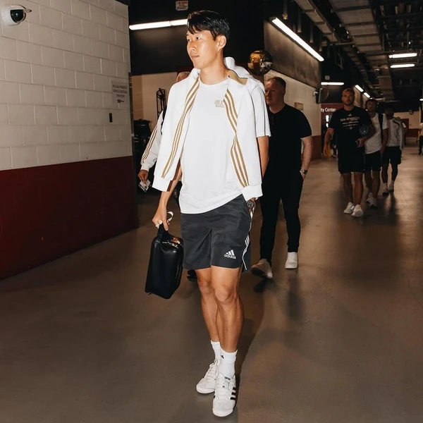 今日Choeaedol Celebで輝くソン・フンミンの代表写真