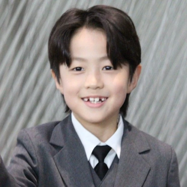 The most loved look of You Jiwoo today