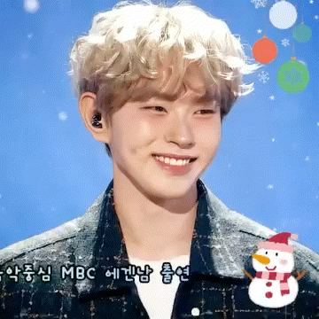 充滿粉絲愛的Lee Byeongchan人氣照片