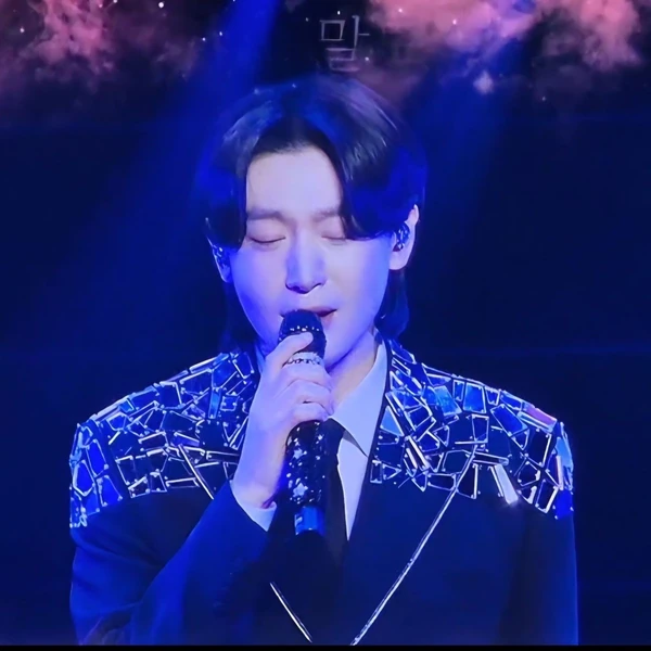 充滿粉絲愛的Kim Yongbin人氣照片