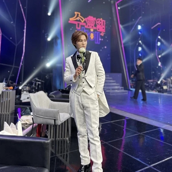 今天最受喜愛的金熙栽模樣