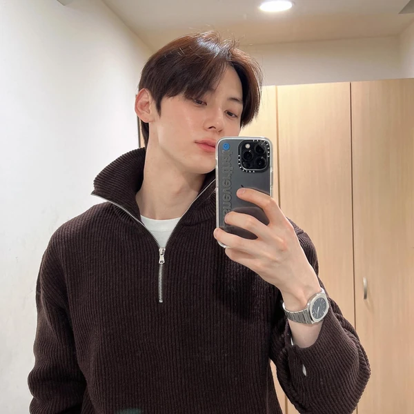 Top moment of Hwang Minhyun chosen by fans