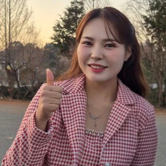 Penampilan Miss Kim yang paling disukai hari ini