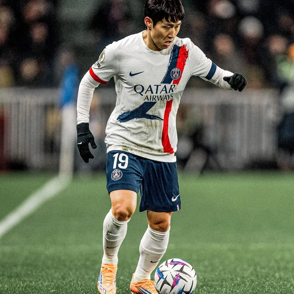 Representative photo of Lee KangIn showing their charm