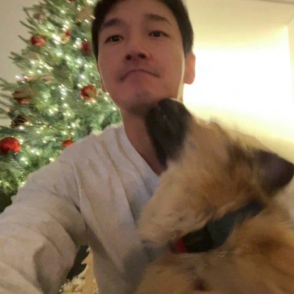 充滿粉絲愛的曺承佑人氣照片