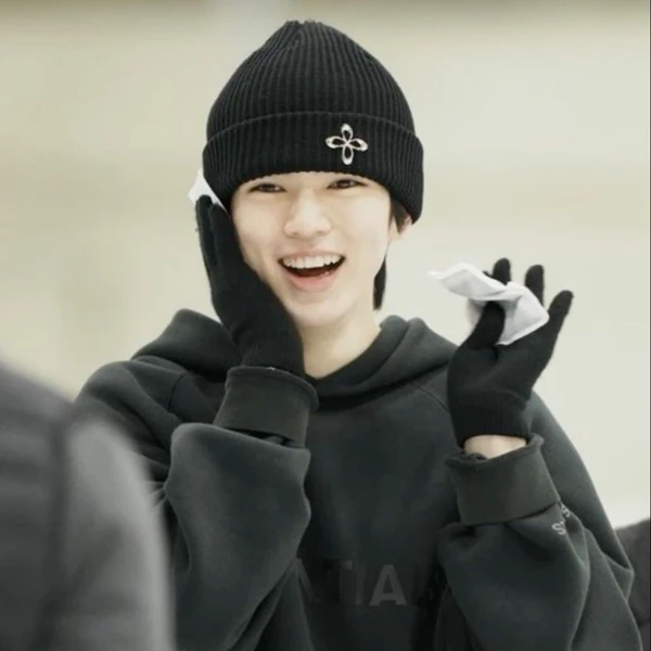 The most loved look of Cha Junhwan today