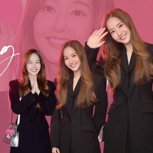 Popular photo full of fans’ love for Park Minyoung