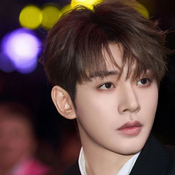 充滿粉絲愛的鄧為人氣照片