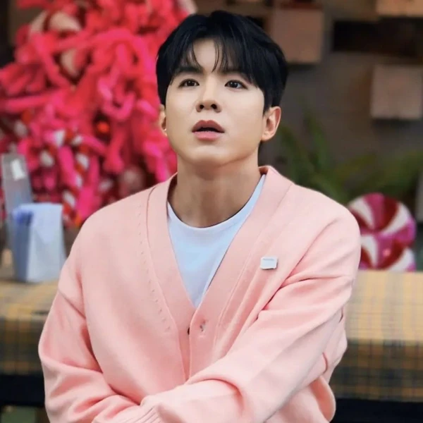 The most loved look of Na Taejoo today