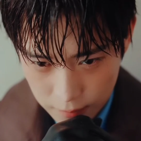 The most loved look of Kim Youngdae today