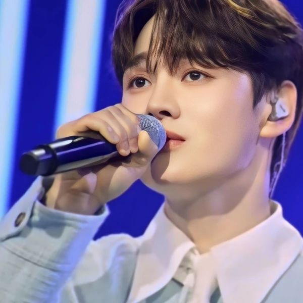 充满粉丝爱意的朴瑞镇人气照片