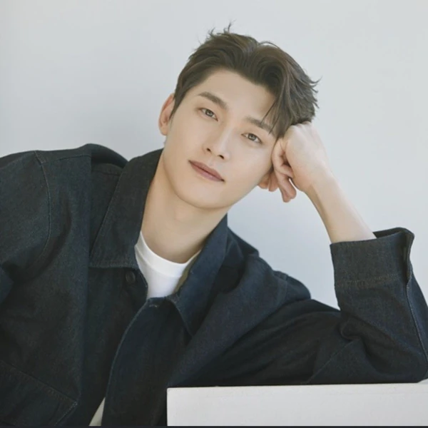 Penampilan Jeon Jonghyeok yang paling disukai hari ini