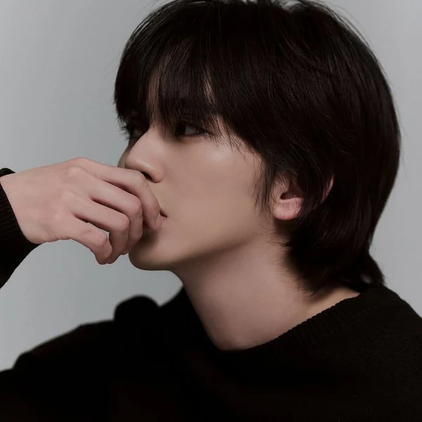 Popular photo full of fans’ love for Yoo Seungho