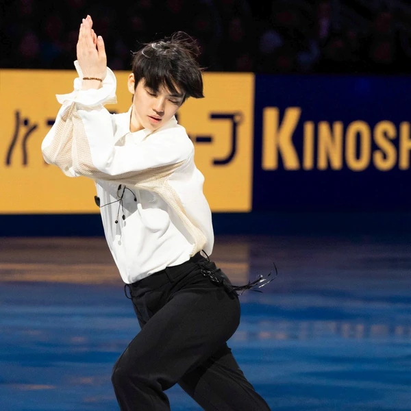 粉丝团打造的Cha Junhwan第一名横幅帖子