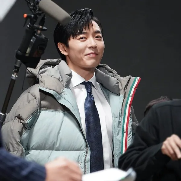 The most loved look of Kim Jaewook today