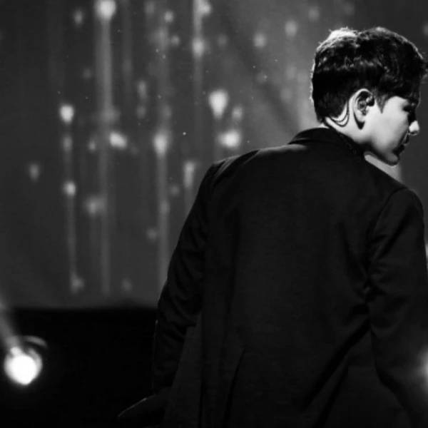 Popular photo full of fans’ love for Park Sewook