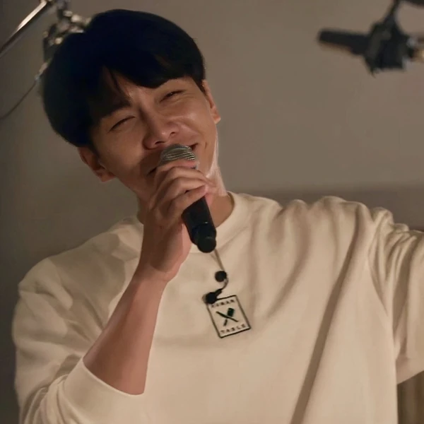 充滿粉絲愛的李昇基人氣照片