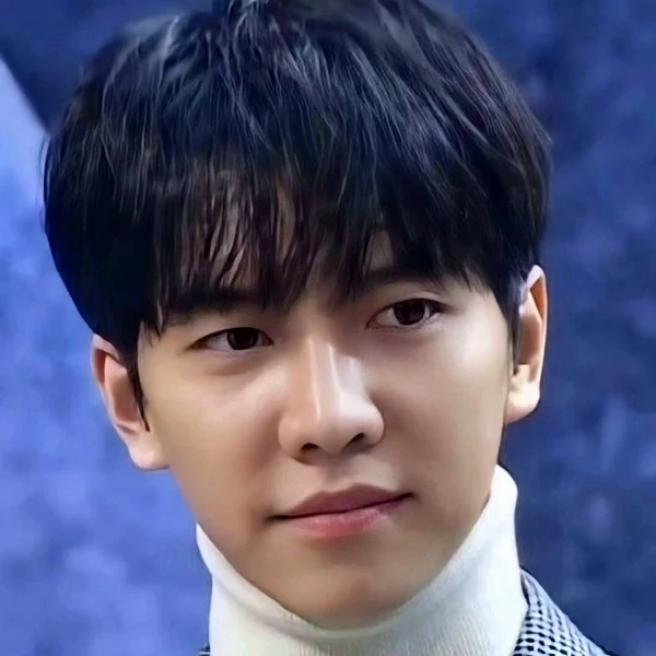 今天最受喜愛的李昇基模樣