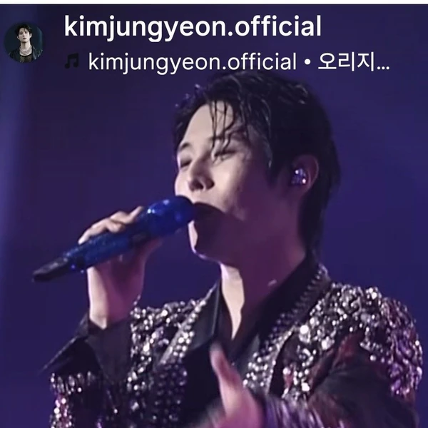 充滿粉絲愛的金俊賢人氣照片