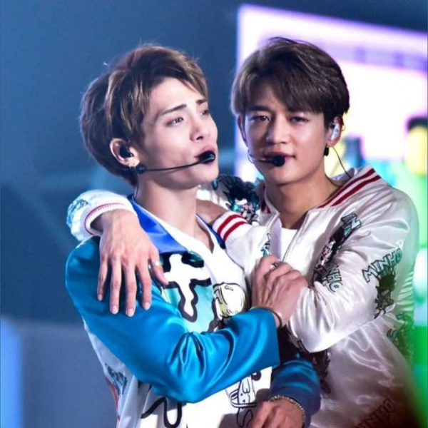 The most loved look of Choi Minho today