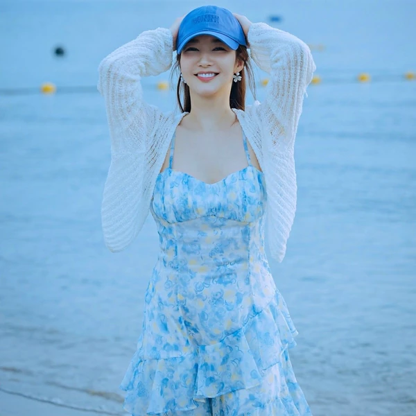 今天最受喜愛的朴敏英模樣