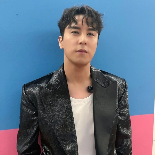 The most loved look of Jang Minho today