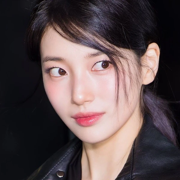 充滿粉絲愛的裴秀智人氣照片