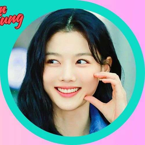 Popular photo full of fans’ love for Kim Youjung