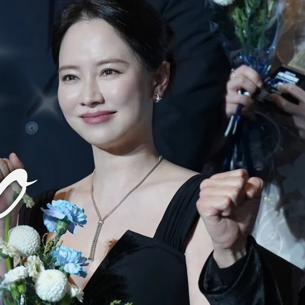 充满粉丝爱意的宋智孝人气照片