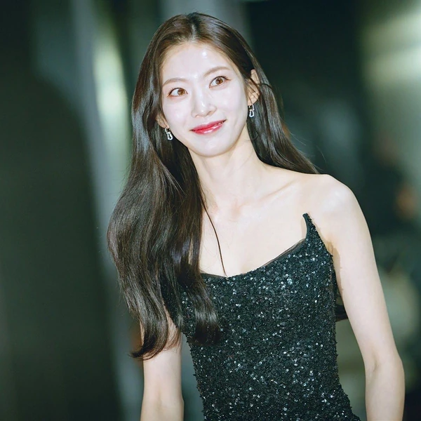 The most loved look of Gong Seungyeon today