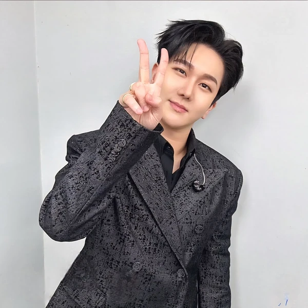 오늘 가장 사랑받은 김수찬의 모습