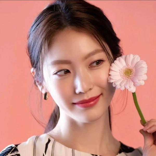 Popular photo full of fans’ love for Gong Seungyeon