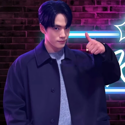 The most loved look of Kim Junghyun today