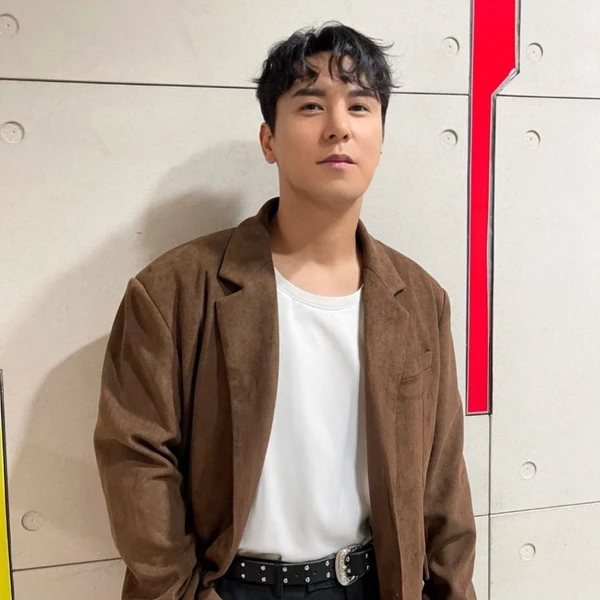 Penampilan Jang Minho yang paling disukai hari ini