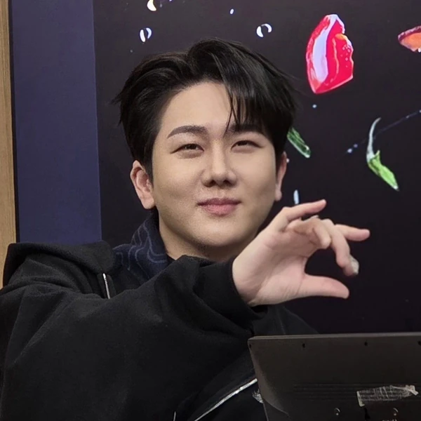 오늘 가장 사랑받은 김수찬의 모습